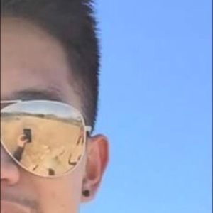 Meet your Posher, Hue